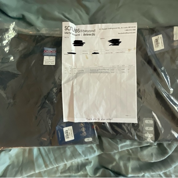 Pewter v-neck men’s scrub top NWT IN PACKAGING - Picture 5 of 5